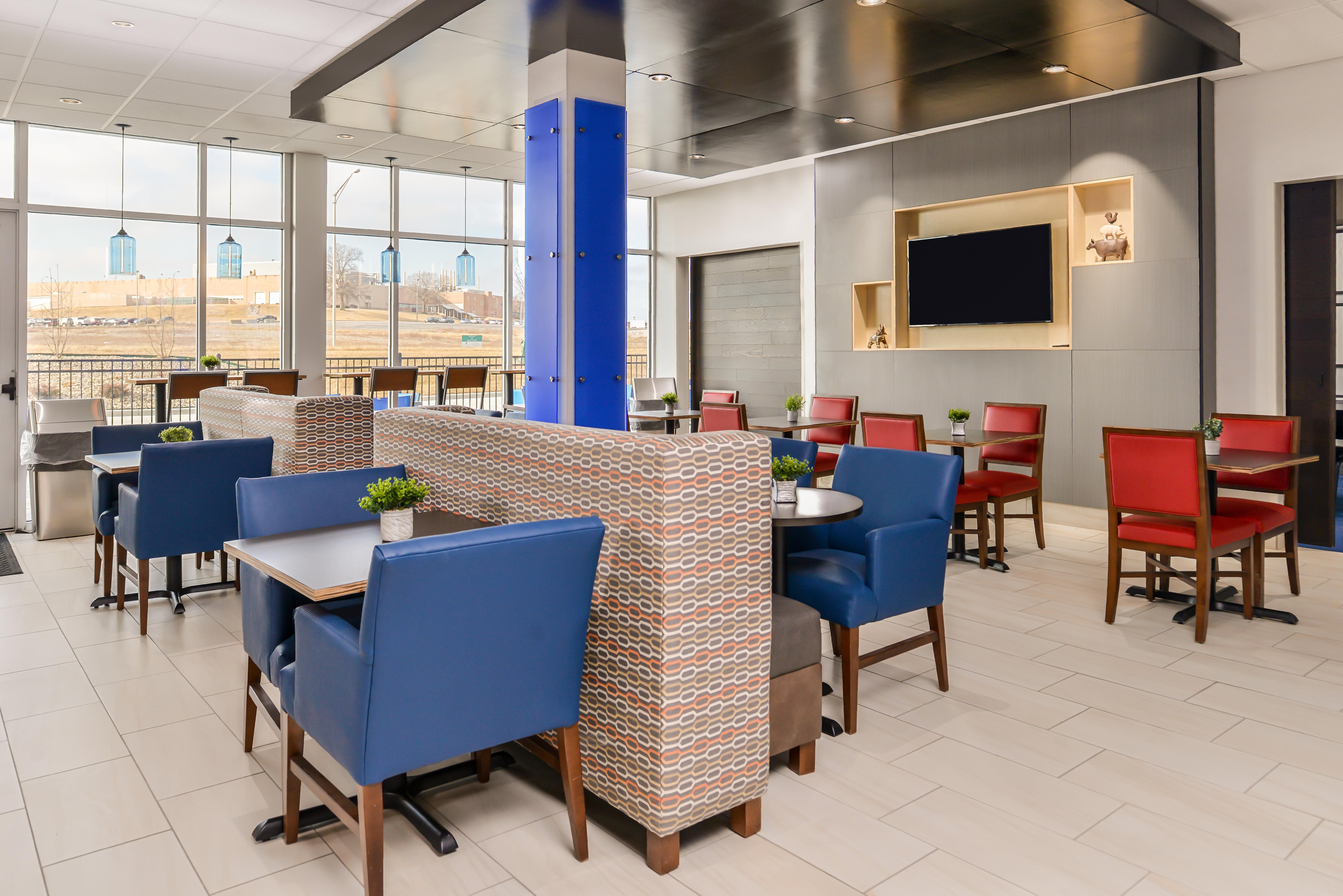 Holiday Inn Express & Suites - Kansas City - Lee'S Summit By Ihg Luaran gambar