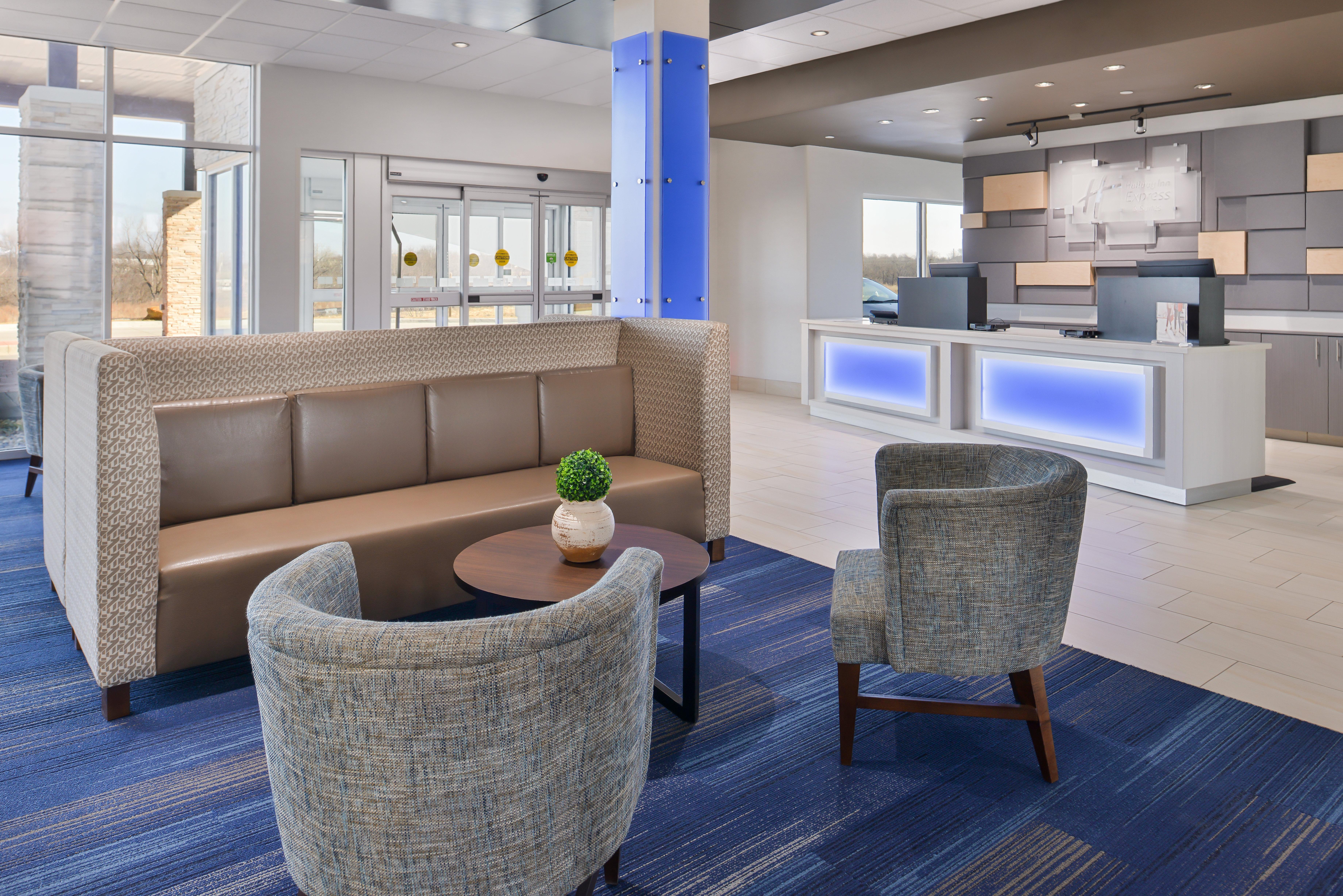 Holiday Inn Express & Suites - Kansas City - Lee'S Summit By Ihg Luaran gambar