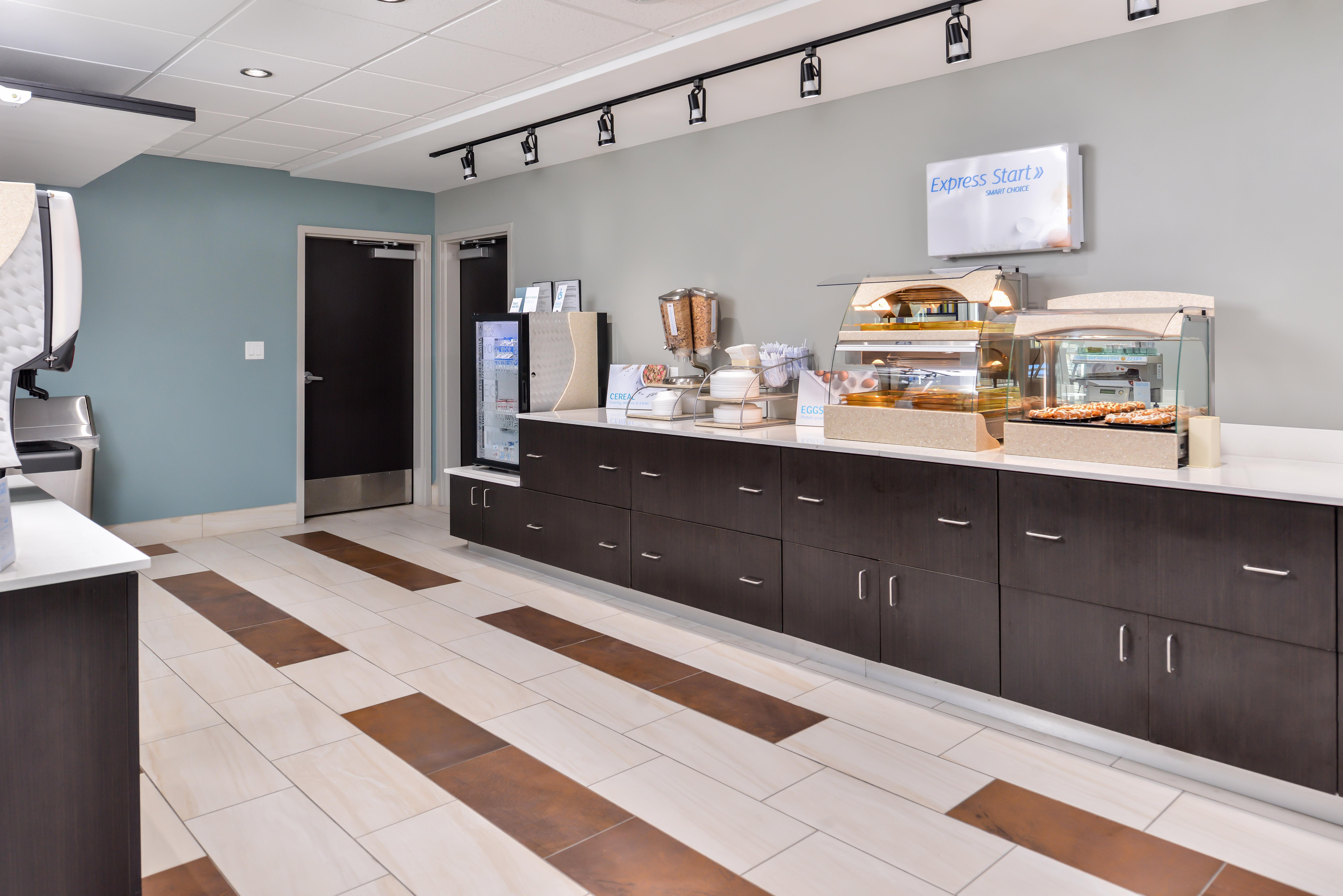 Holiday Inn Express & Suites - Kansas City - Lee'S Summit By Ihg Luaran gambar