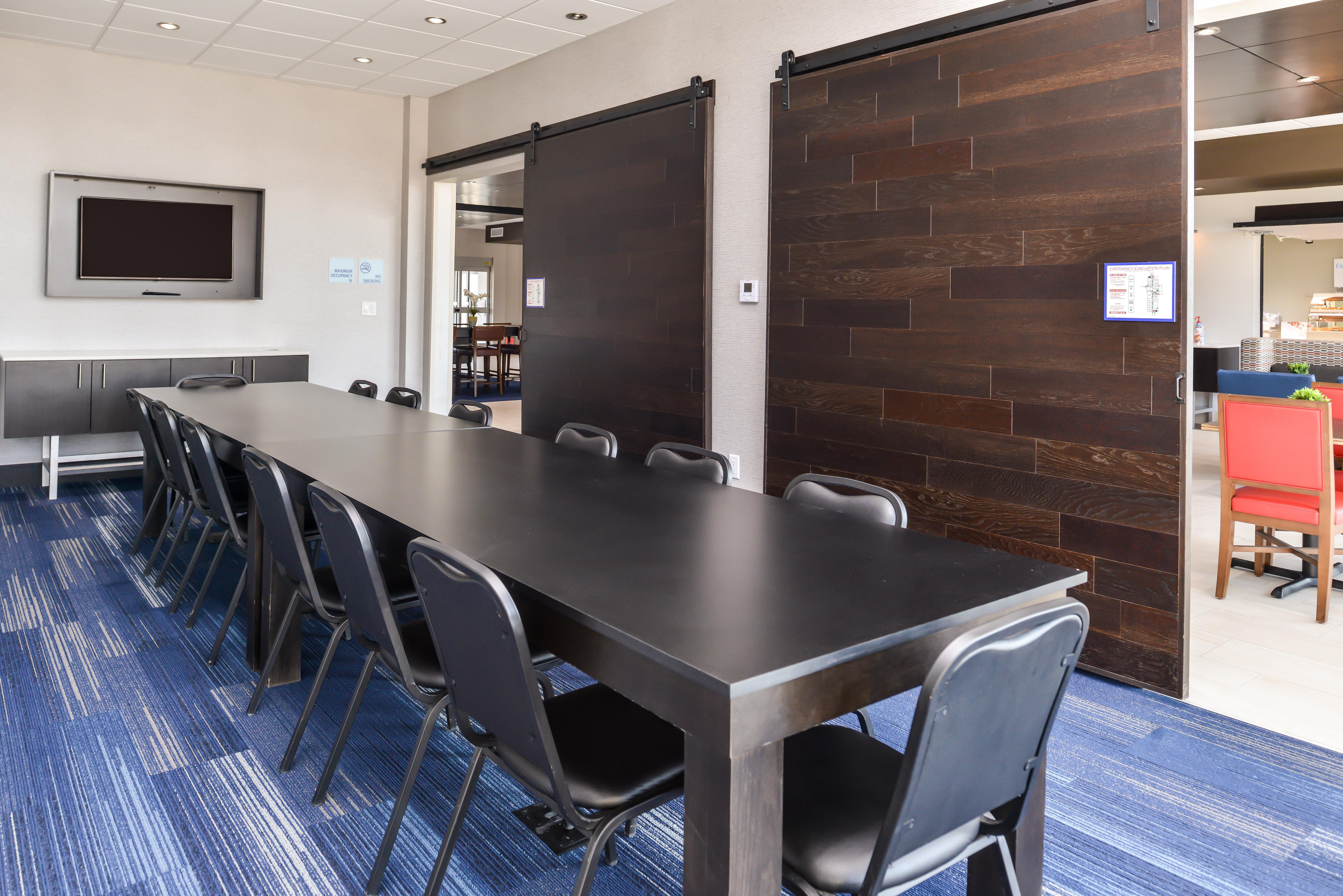Holiday Inn Express & Suites - Kansas City - Lee'S Summit By Ihg Luaran gambar